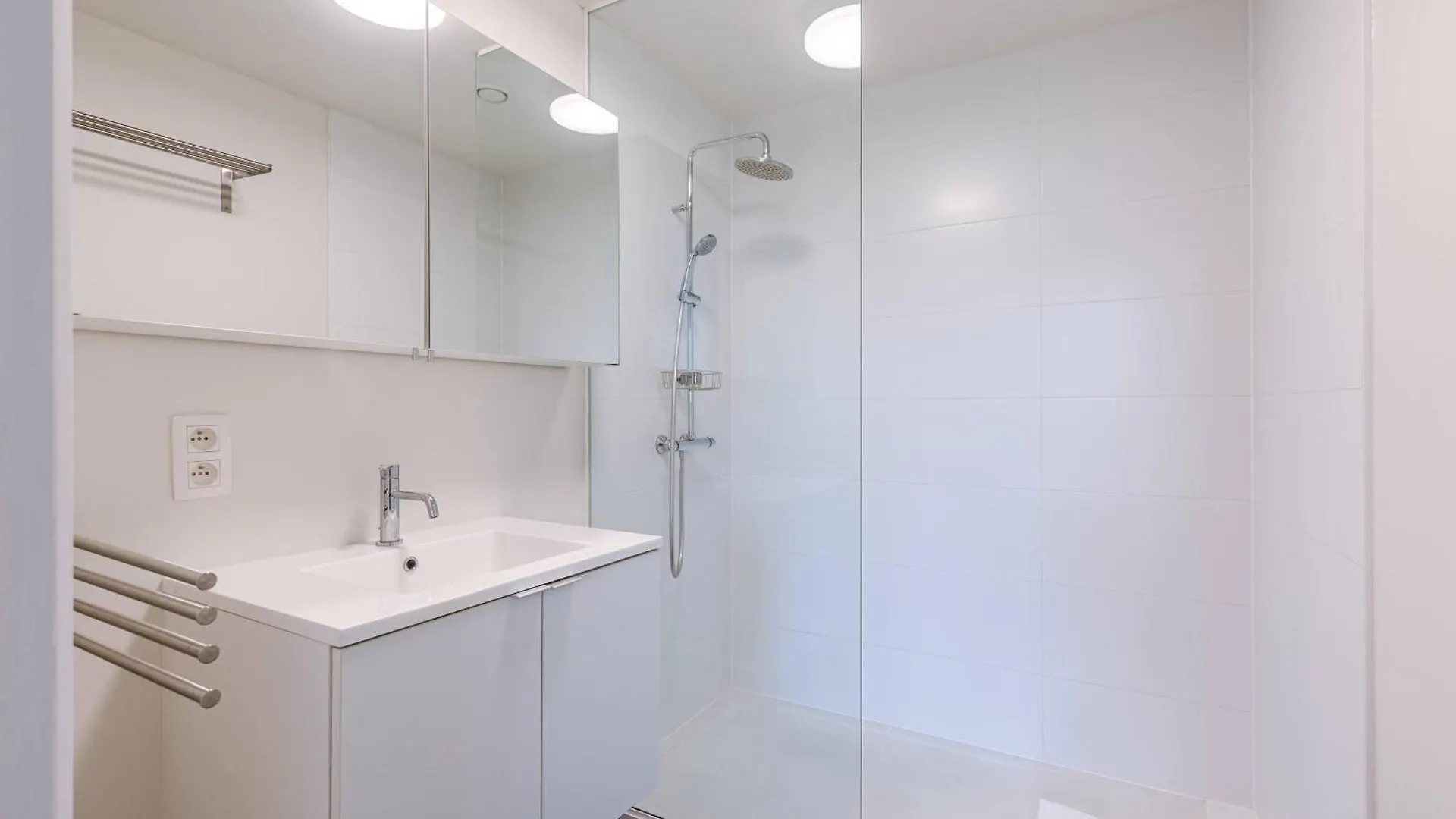 Huswell - Stunning Apartment In The Heart Of 根特 0*,